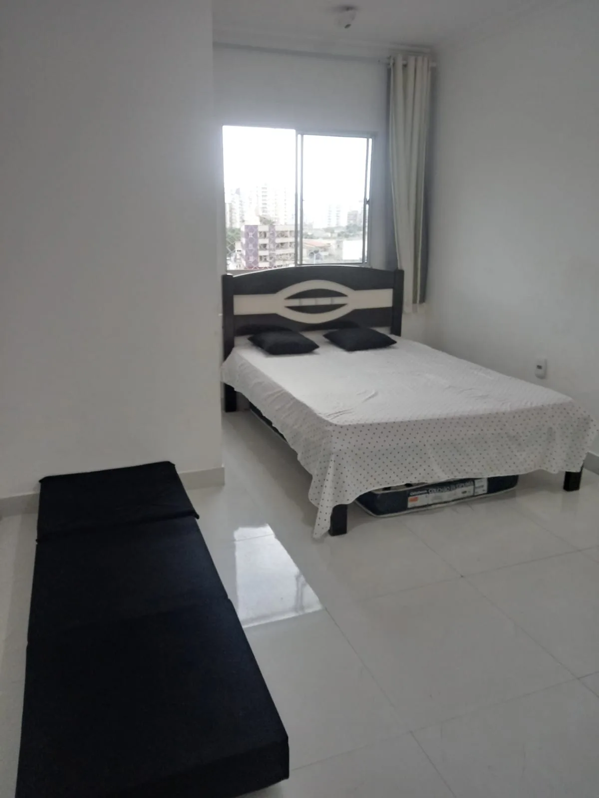 Quarto espaçoso